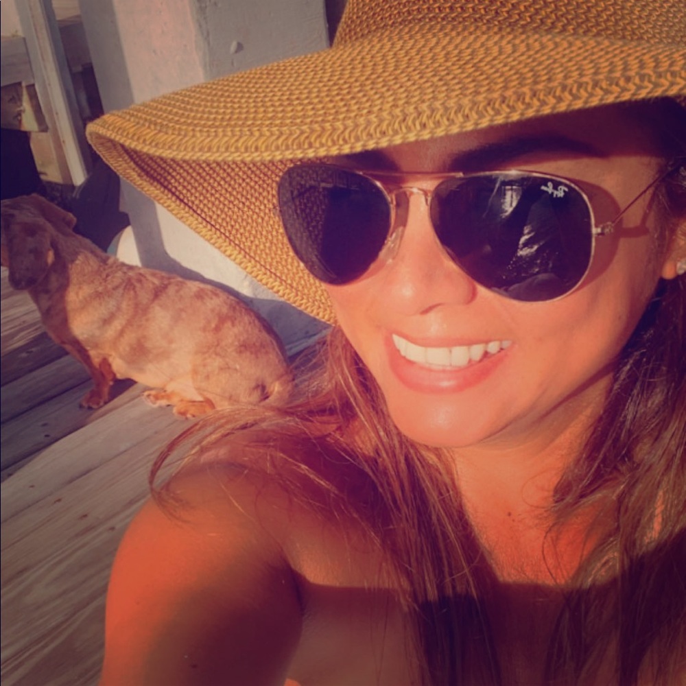 Meet your Posher, Jinniva